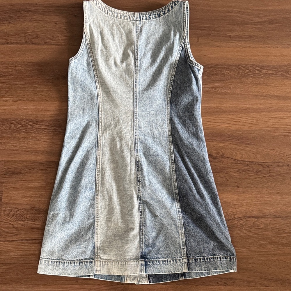 NWT GAP Ombré Blue Denim Sleeveless Dress - Picture 3 of 7